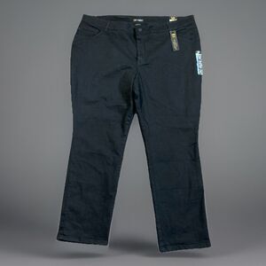 NWT Lee Classic Relaxed Fit Straight Leg High Rise Black Jeans Size 26W Medium